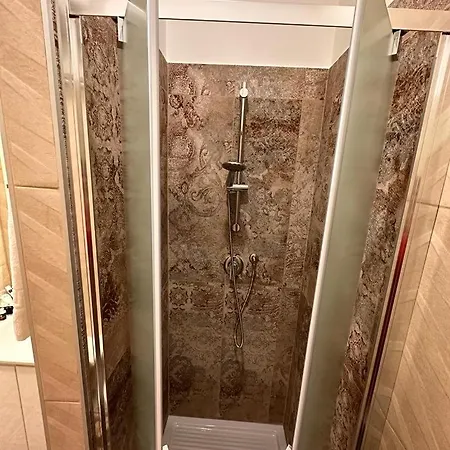 Alojamento de Acomodação e Pequeno-almoço Dimora In Centro 3*