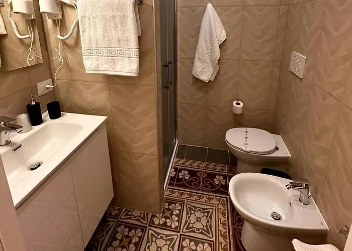 Dimora In Centro לינה וארוחת בוקר 3*