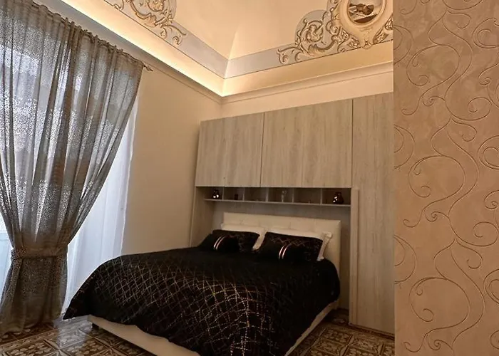 Dimora In Centro לינה וארוחת בוקר 3*